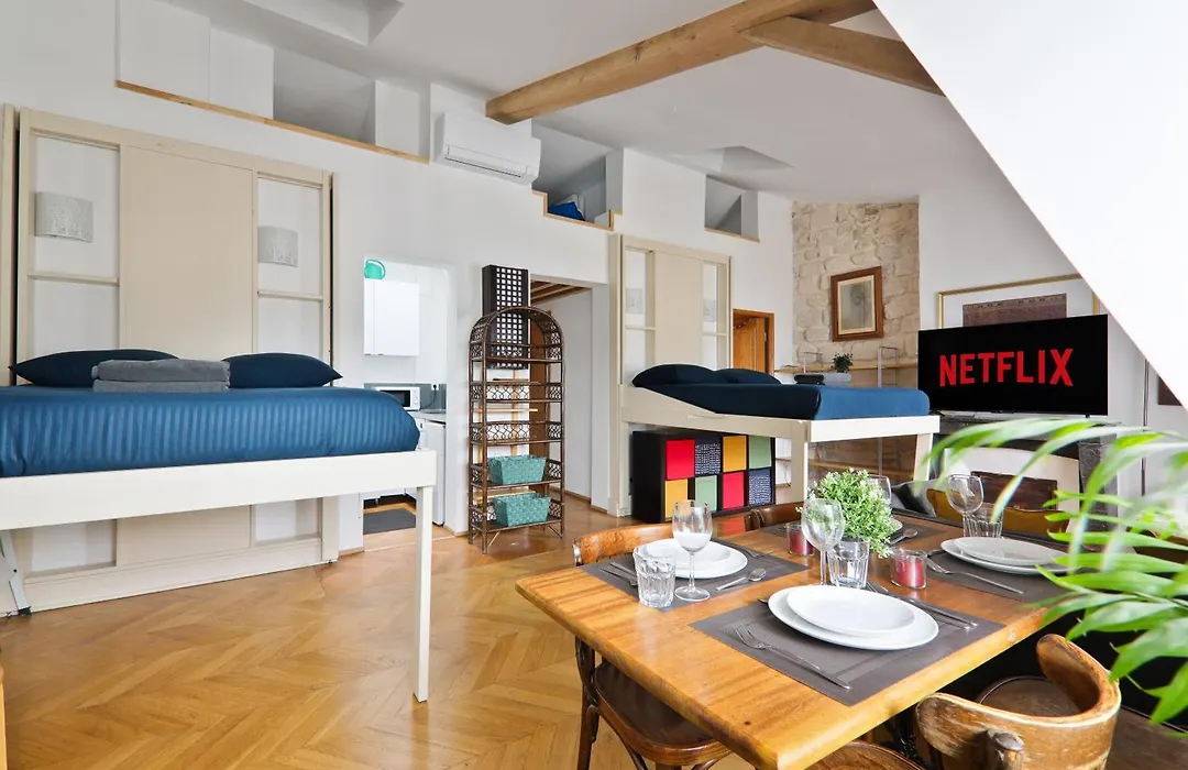 Studio Appartement Quartier Pantheon 3 Free Netflix-1